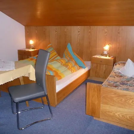 Apartament Gaestehaus Huben (Imst)