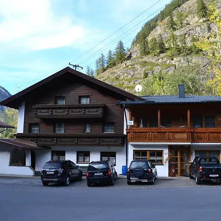 Apartament Gaestehaus Huben (Imst)