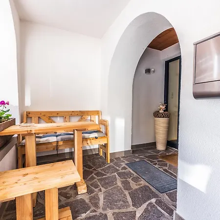 Apartament Gaestehaus Huben (Imst)