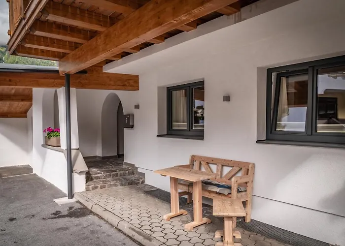 Gaestehaus * Huben (Imst)