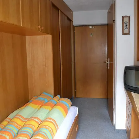 Gaestehaus Apartman Huben